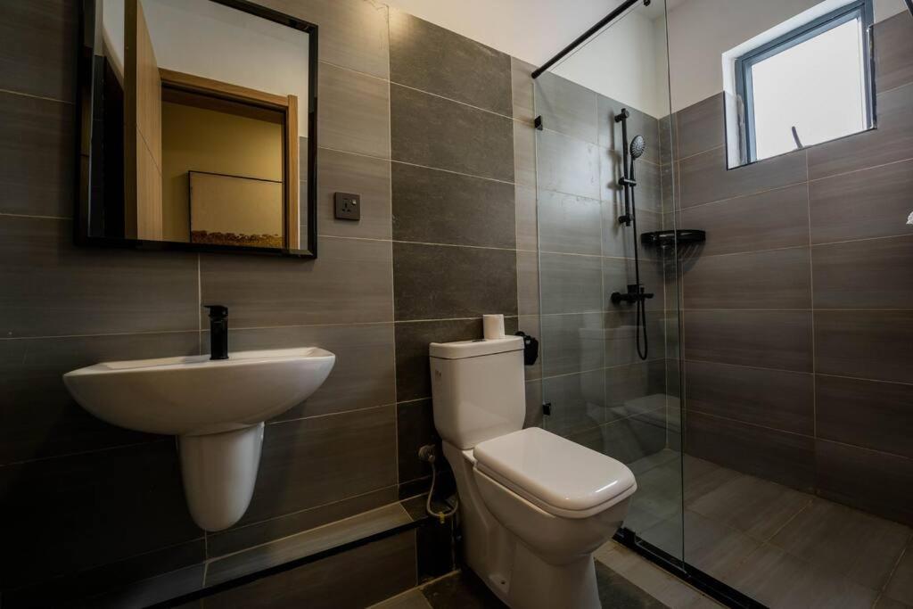 Kapri 2br W Pool Gym Near Jkia Sgr * Nairobi